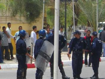 Des chômeurs bloquent le centre-ville de Ouargla,Le volcan du Sud en éruption…