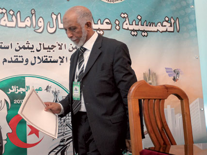 FLN,Des membres du CC s’alignent sur les redresseurs