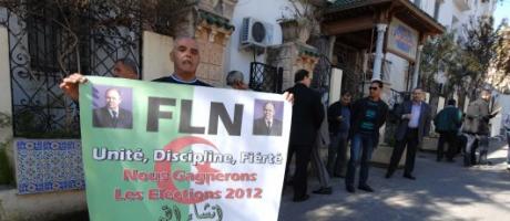 Fronde des 8 ministres : la présidentielle de 2014 en ligne de mire