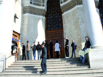 Grève,guerres aux frontières et baisse du pouvoir d&rsquo;achat,Les Algériens entament mal l&rsquo;année