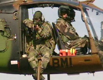 La France intervient militairement au Mali, La guerre à nos frontières