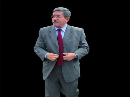 Ouyahia, une démission et des interrogations