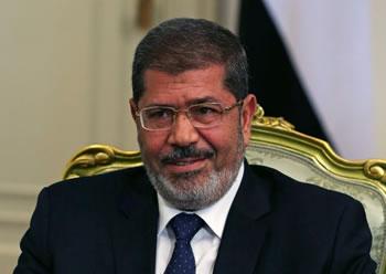 Un An après le renversement de Moubarak,Les islamistes mènent la vie dure aux Egyptiens