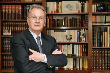 Yves Bonnet,ancien patron de la DST française, »L&rsquo;Algérie s&rsquo;est émancipée toute seule »