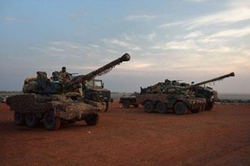 Alors que paris attend les africains,La traque aux jihadistes se poursuit au nord du Mali