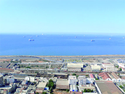 Économie nationale cherche ports