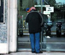 La grève du SNAPAP se poursuivra aujourd’hui et demain,Paralysie de l’administration