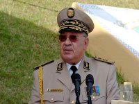 Le général de corps d’armée,Ahmed Gaid Salah, »Notre révolution était un projet de société intégré »