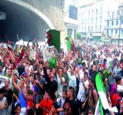 Le président Bouteflika affirme que la jeunesse constitue le « véritable capital » du pays