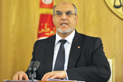 Seul contre tous, le Premier ministre tunisien s’accroche à son siège sous prétexte de «sauver le pays»