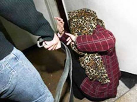 algerie plus de 6000 femmes victimes de violences en 2012