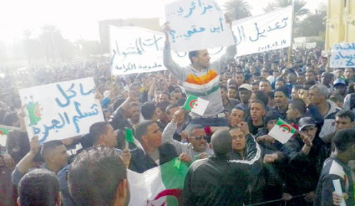 Bouteflika exige un rapport complet sur la situation au Sud