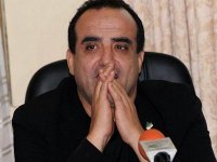 JSK, La direction met la pression sur Sandjak