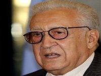 Lakhdar Brahimi membre du nouveau conseil des secrétaires du Forum de la pensée arabe