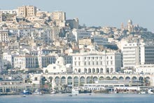 Alger ,Enfin une vie nocturne ?