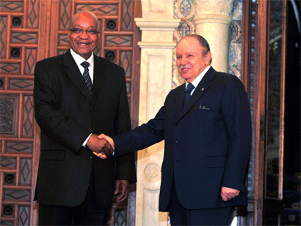 Alger et Pretoria pour “plus d’attention” à la sécurité en Afrique