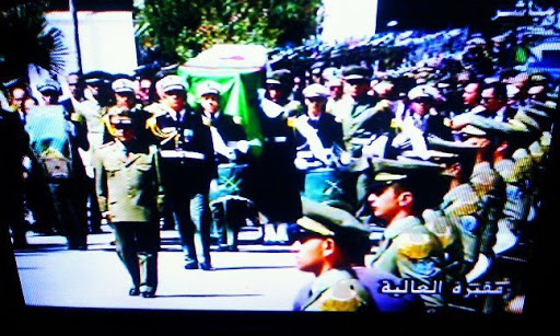 Algérie: les obsèques de Ali Kafi