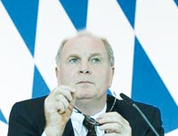 Allemagne : le patron du Bayern cachait dix millions d’euros en Suisse