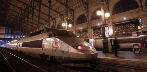 France : “Il ne fallait ni Noirs ni Arabes” dans le train de Shimon Peres
