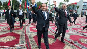 François Hollande entre Mohammed VI et Bouteflika