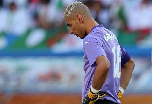 Halilhodzic supervisera Chaouchi lors de  la finale de la coupe