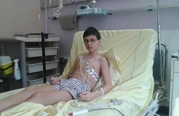 Il a besoin d&rsquo;une prise en charge pour une transplantation du coeur,Sauvons la vie du jeune Abdelhalim