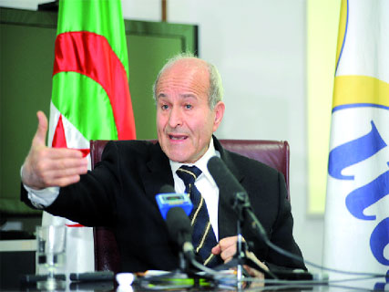 Issad Rebrab aux “mercredis de l’Insim” L’expérience de Cevital expliquée aux étudiants