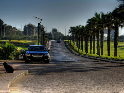 La chefferie du gouvernement réagit aux dépassements du P-DG de l’EGT Sahel : démantèlement du grand chapiteau