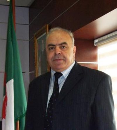 Le DG d’Algérie Poste, Mohamed laid Mahloul, à la radio nationale : «Nous avons 7 millions d’utilisateurs de carte magnétique et 1 200 distributeurs !»