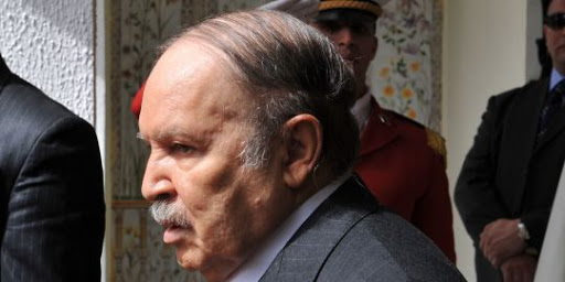Le président algérien Abdelaziz Bouteflika hospitalisé à Paris