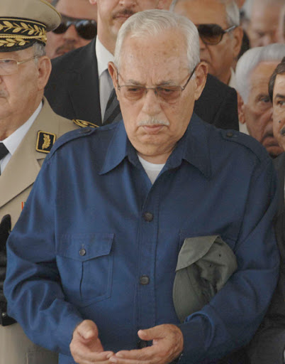 Les hautes autorités du pays et les partis politiques rendent hommage au défunt Ali Kafi