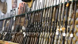 Ould Kablia : Les fusils de chasse saisis par les services de douanes seront restitués