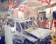 Pakistan : campagne des législatives, Mardi noir pour les candidats