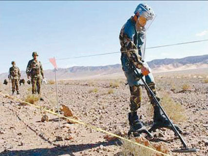 Pas moins de 6 000 victimes ont été déplorées “La France coloniale a disséminé 11 millions d’engins explosifs sur les frontières”