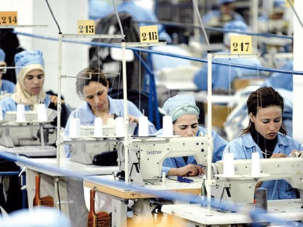 Plan de relance du secteur des textiles,Une mise en œuvre lente