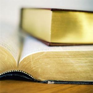 Une spécialiste du droit constitutionnel préconise le retour à la limitation des mandats présidentiels