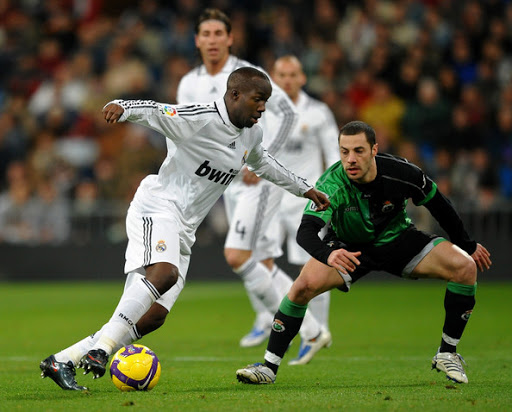 A l’étranger Real Madrid/ Pepe critique Mourinho pour Casillas