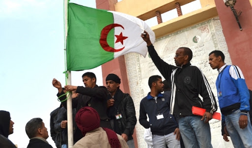 Algérie: du chômeur pour casser du chômeur?