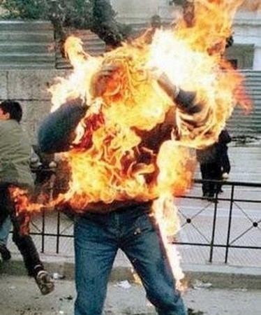 BORDJ BOU ARRÉRIDJ, Un jeune s&rsquo;immole par le feu