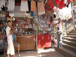 Contrôle de la qualité des produits de large consommation, La contrefaçon envahit les marchés