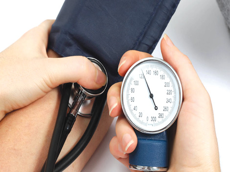 Des tensiomètres mortels envahissent nos marchés à 1000 DA