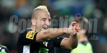 EN : Ghilas se blesse à la cheville