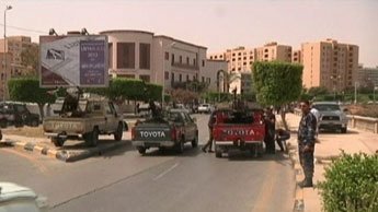 Fin du siège de deux ministères par des hommes armés à Tripoli