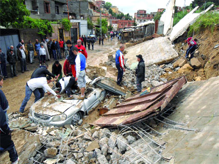 La pluie a causé deux morts et des dégâts importants ,Alger a frôlé le pire