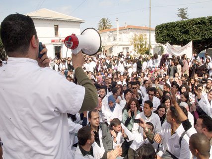 Le conflit syndicats de la Santé et ministère prend en otage les malades