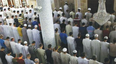 Le gouvernement veut contrôler l’espace religieux