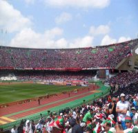 Le stade du 5-Juillet affiche complet