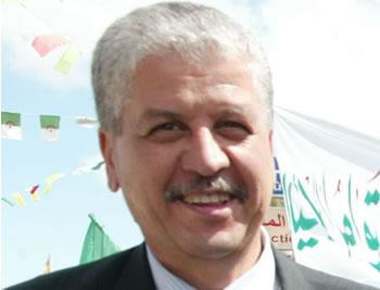 L&rsquo;habitat et l’emploi au centre de sa visite à Laghouat,Sellal cible les priorités