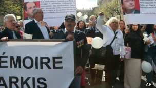 Manifestation pour les Harkis à Paris