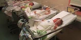 Procès des 13 personnes impliquées dans le trafic d&rsquo;enfants ouvert au tribunal criminel d&rsquo;Alger, des peines de 20 et 10 ans de prison ferme requises